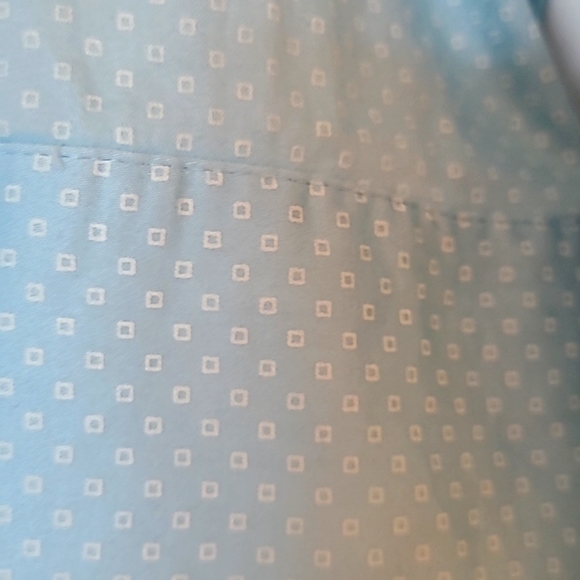 NY&C Eggshell Blue Blouse with faint polka-dot pattern. 3-quarter sleeves. Sz M - Picture 2 of 3